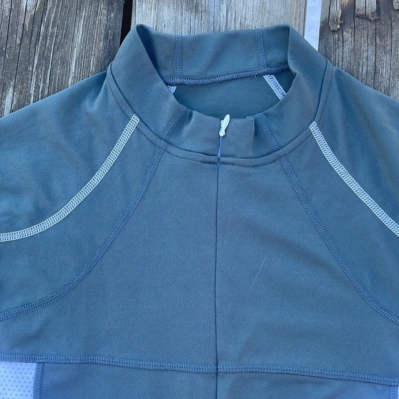 Lululemon Athletica cycling jersey Made in Canada - Picture 2 of 8